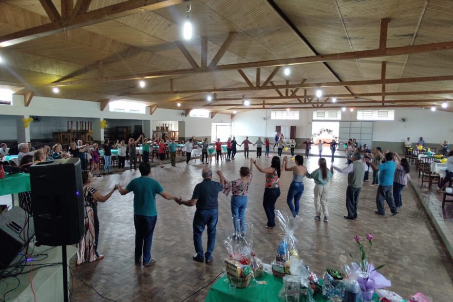 Secretaria de Assistência Social promove Encontro da Terceira Idade