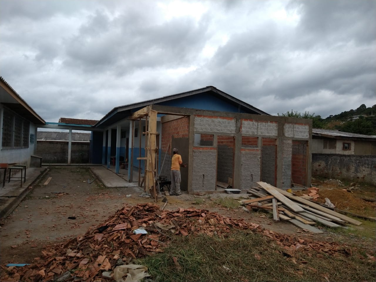 Readequação da Escola Municipal Elay Conceição Moura e Silva